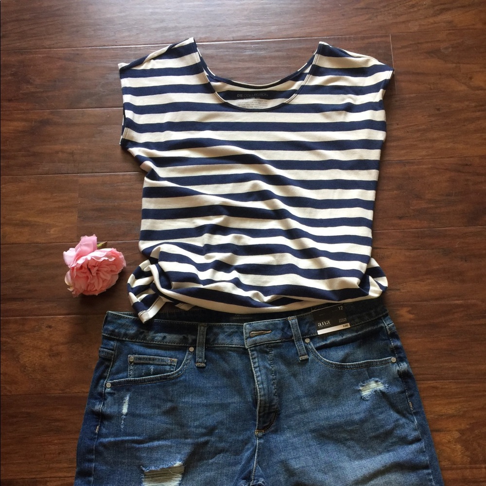Navy/Cream Stripe Layering T, size L